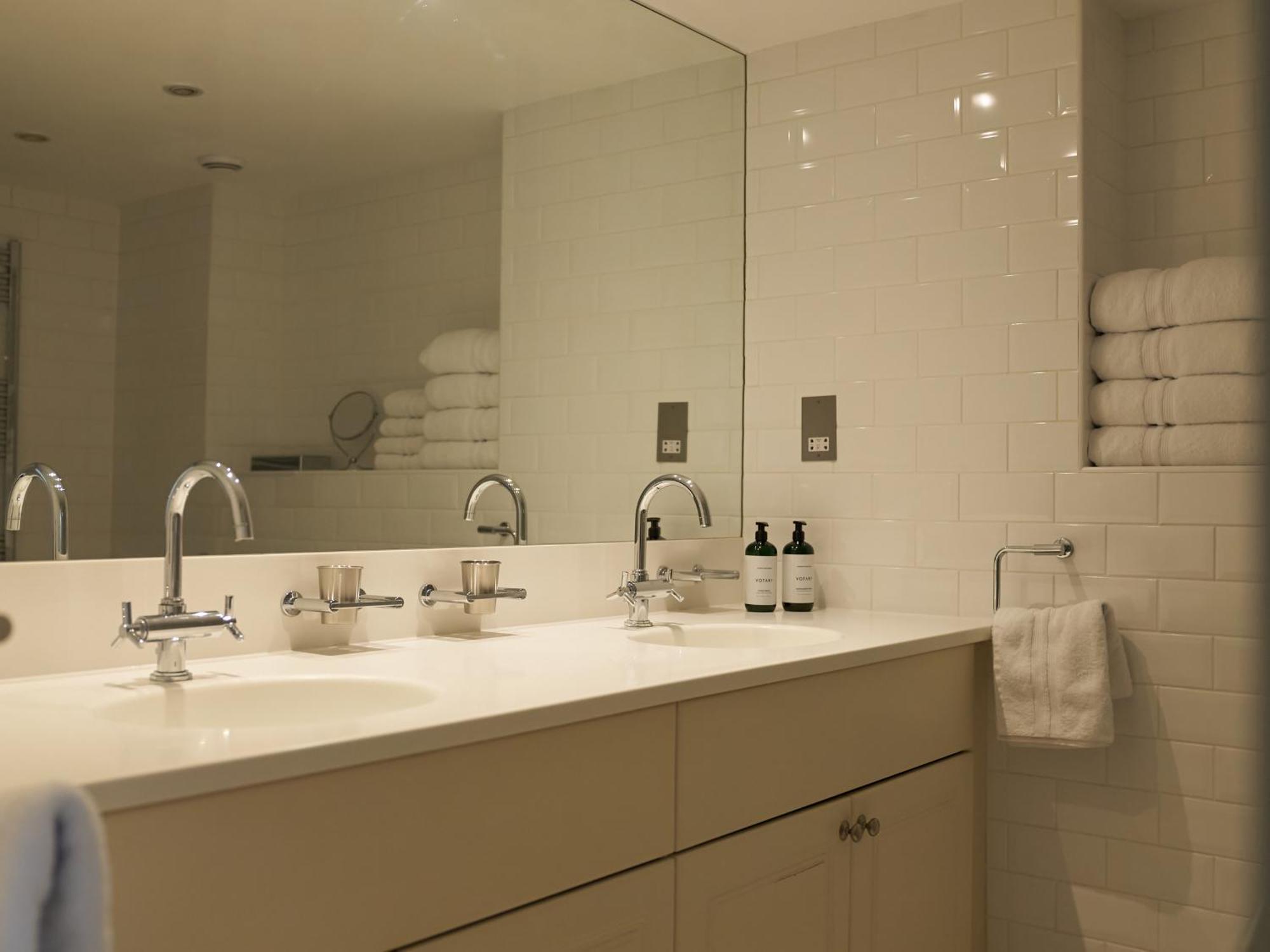 לונדון Europa House Apartments מראה חיצוני תמונה